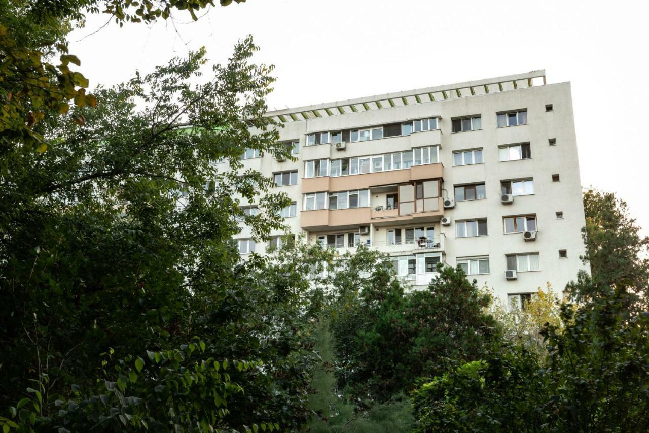 Qult - Up In The Sky Apartment Bucharest Luaran gambar